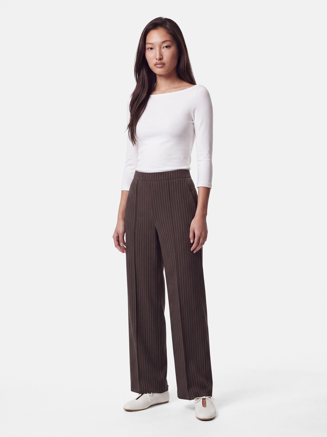 model_shot-front_full